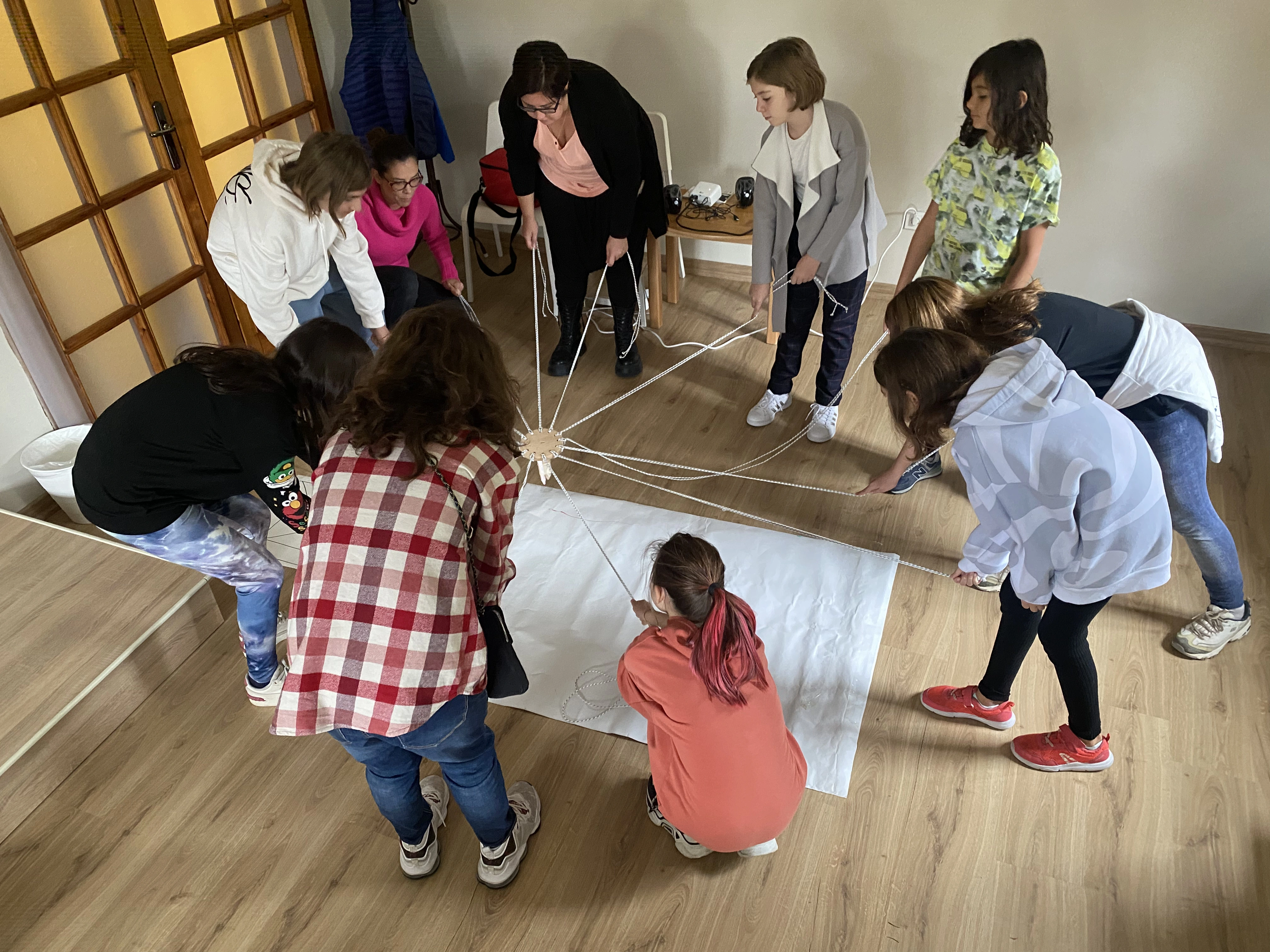 Sallanan Kuyruklar 7