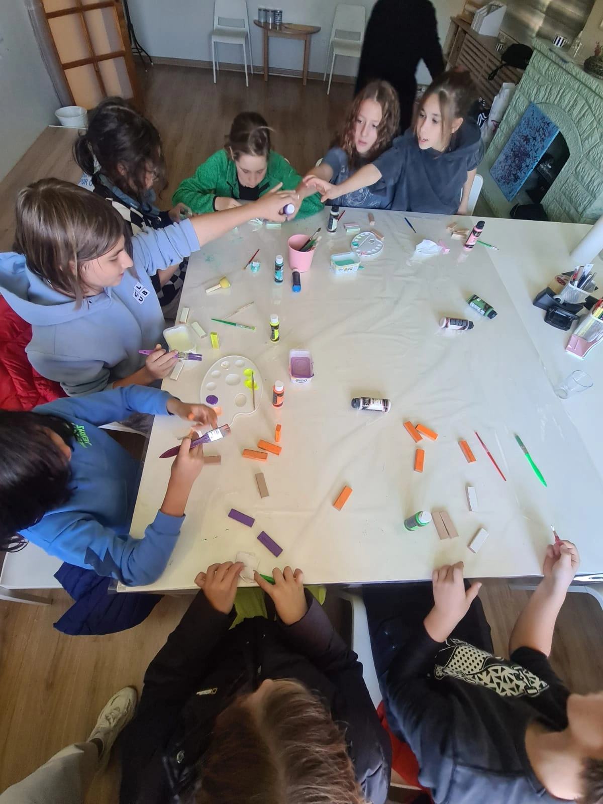 Sallanan Kuyruklar 8